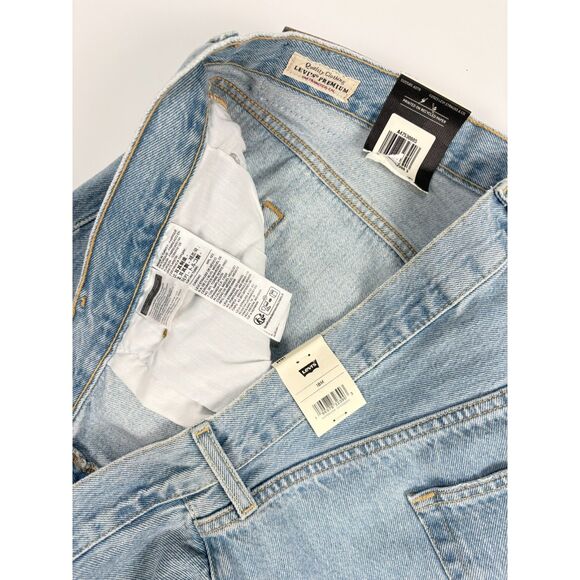Levi’s Women’s ’81 Jeans Size 18W | High Rise Straight Leg | Light Wash Denim - Picture 6 of 8